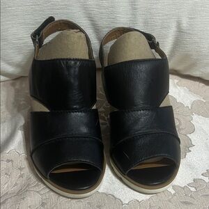 Susina Black Leather Women's Sandals